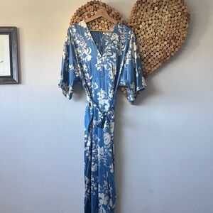 Reformation Silk Floral Kimono Wrap midi dress in size 6